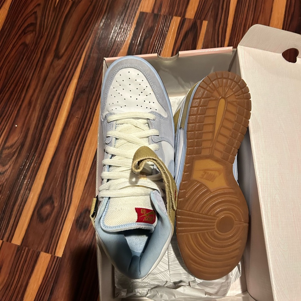 SB high top nike dunks